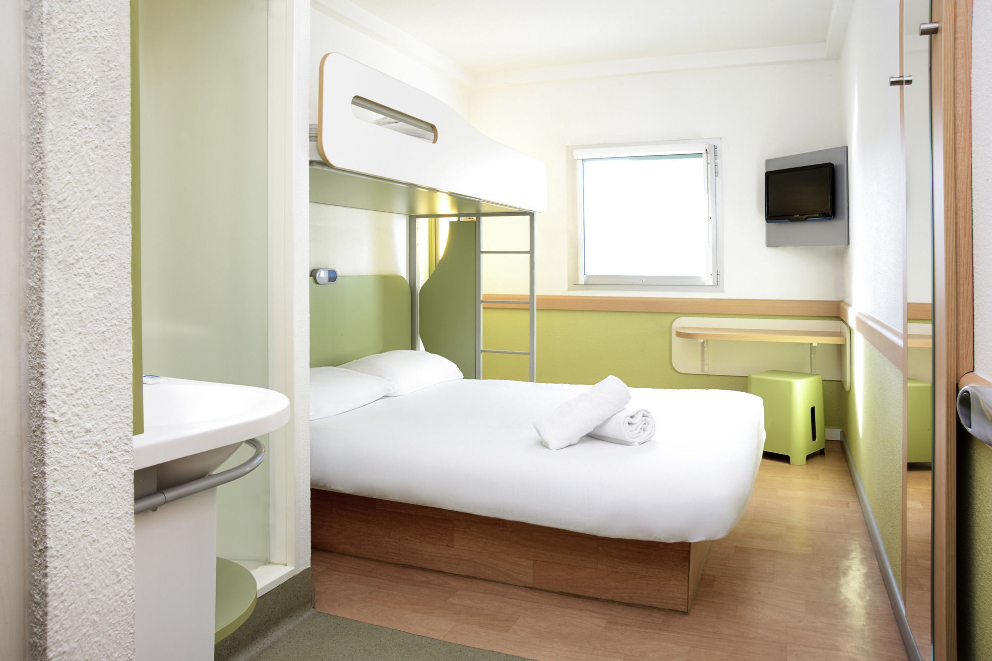 Ibis Budget Portsmouth Exterior foto